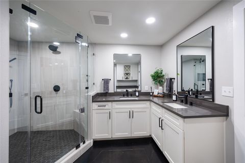 Tiny photo for 516 Deckhouse DR, Point Venture, TX 78645 (MLS # 2302319)