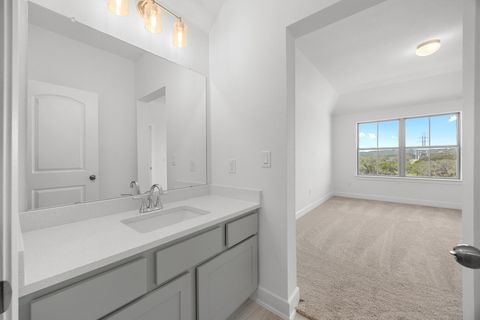 Tiny photo for 7409 Desert Needle DR, Lago Vista, TX 78645 (MLS # 4800924)