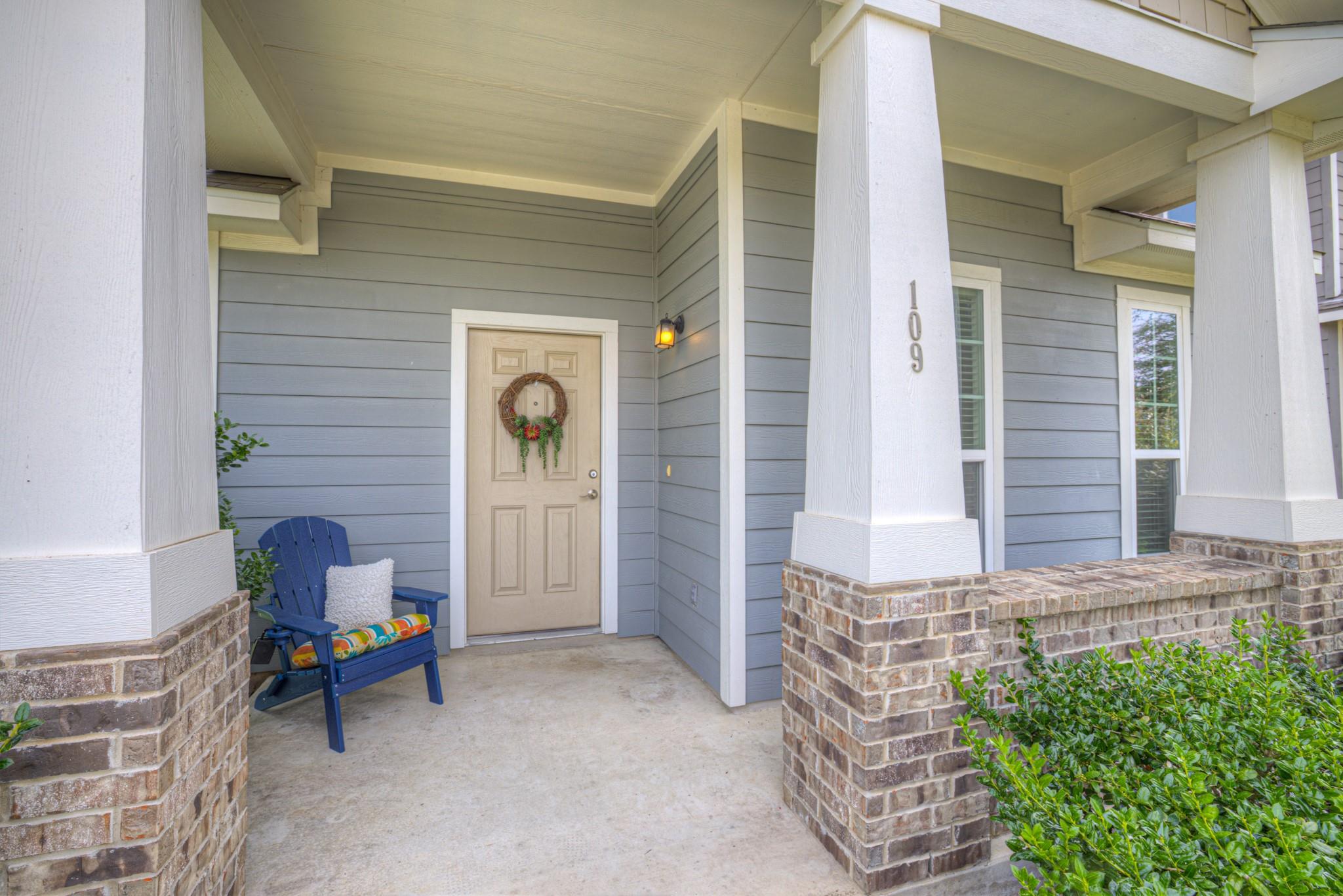 109 Bosque DR