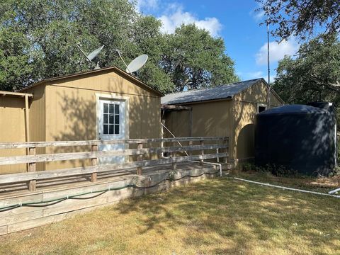 418 Polvado RD Round Mountain TX 78663