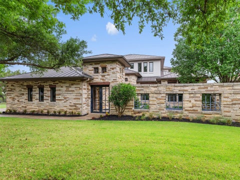 Photo of 17807 Breakwater DR, Jonestown, TX 78645 (MLS # 1347484)