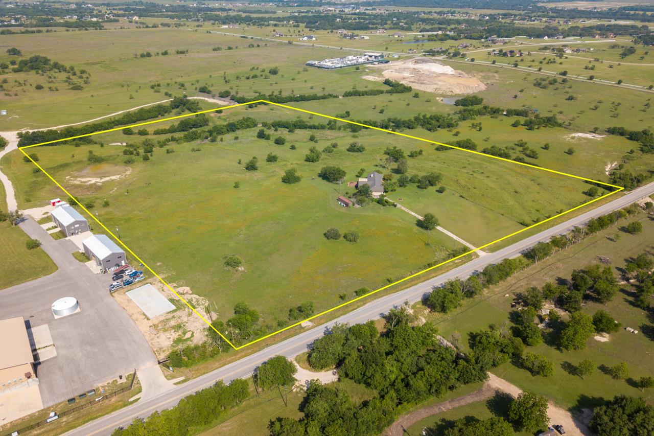 1400 N FM 1660