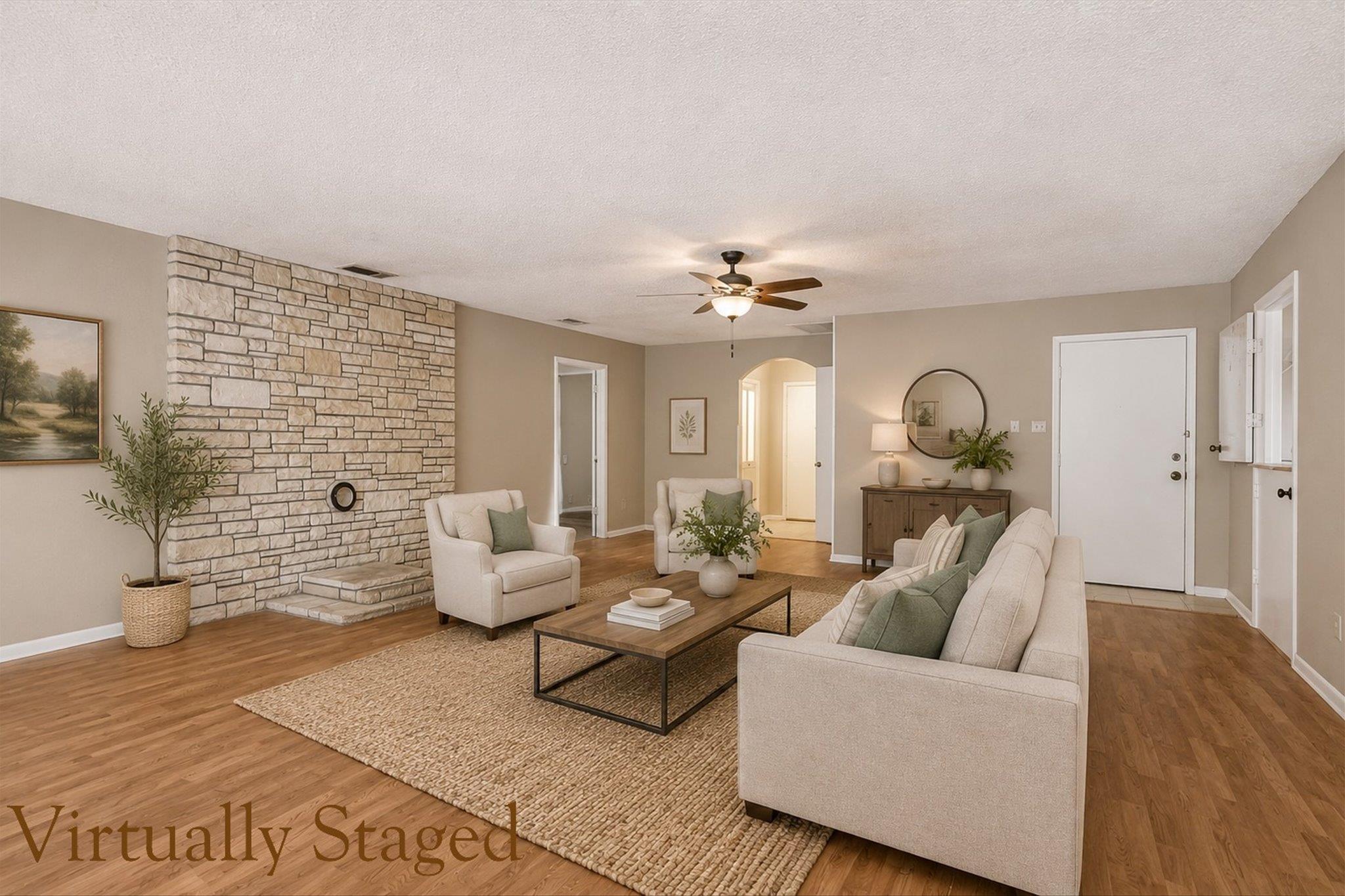 2808 Kings Circle DR