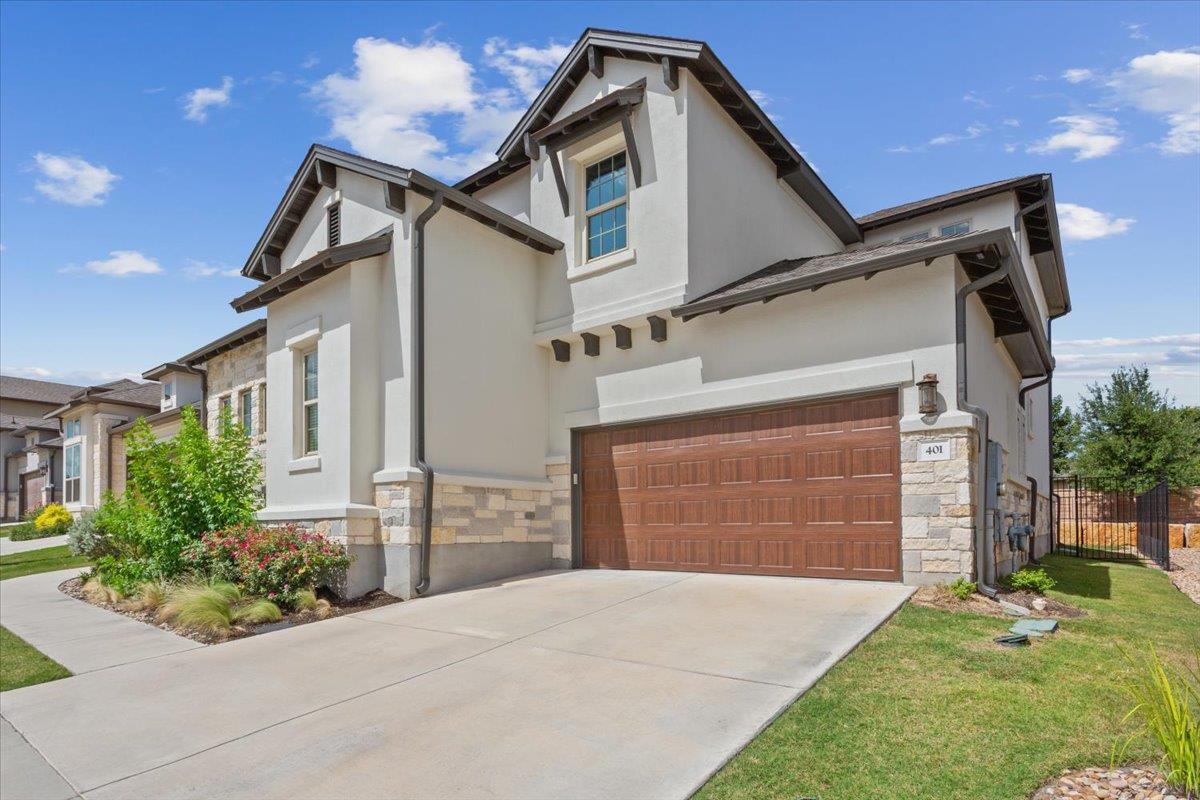 401 Skyflower DR V