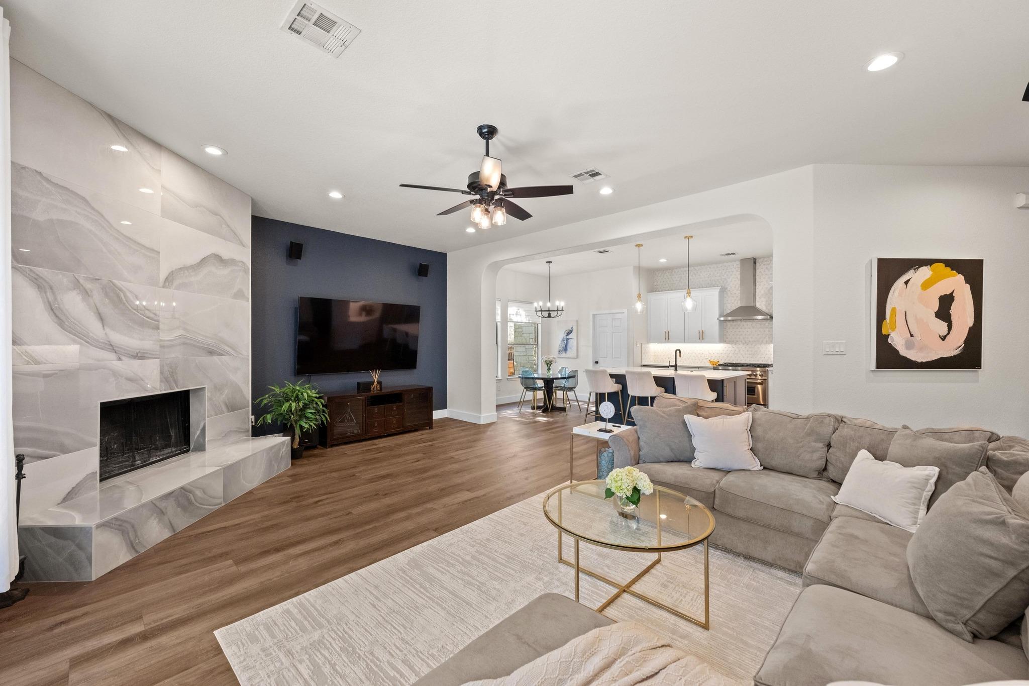 7904 Ladera Verde DR
