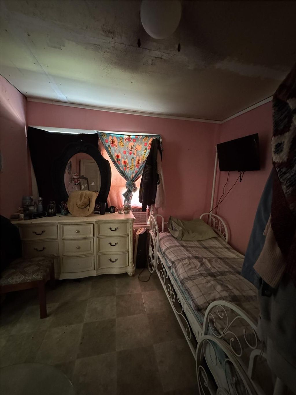 Photo of 526 Henderson BLVD, Groesbeck, TX 76642 (MLS # 3727312)