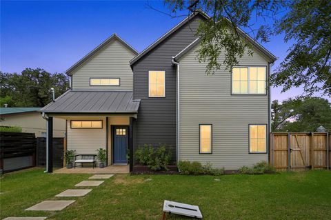 Photo of 1310 Comal ST, Austin, TX 78702 (MLS # 9549220)