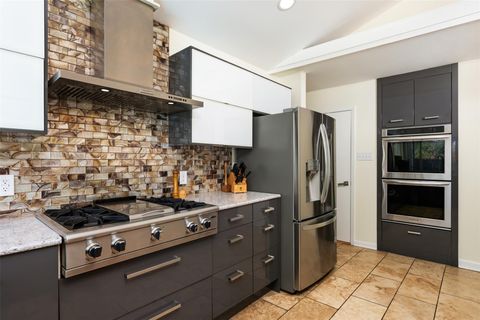 Tiny photo for 8805 Mountain Ridge DR, Austin, TX 78759 (MLS # 1007567)