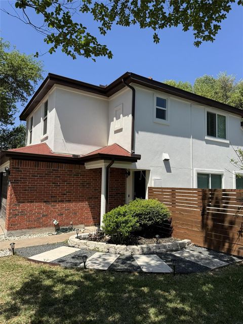 Photo of 13032 Staton DR, Austin, TX 78727 (MLS # 6472677)