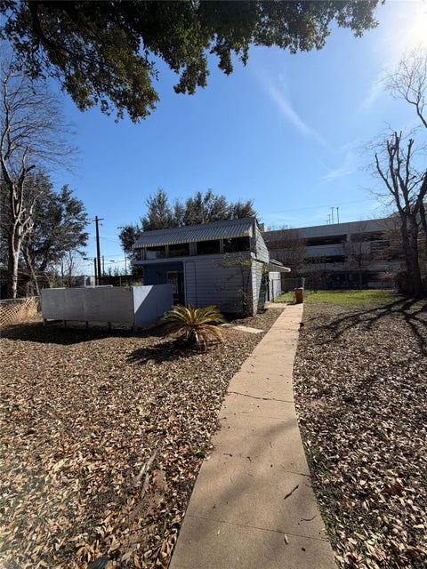 Photo of 1505 Robert Weaver Ave Ave, Austin, TX 78702 (MLS # 9147967)