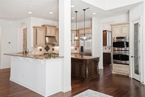 Tiny photo for 2312 Lakehurst RD, Spicewood, TX 78669 (MLS # 2390421)