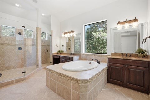 Tiny photo for 2312 Lakehurst RD, Spicewood, TX 78669 (MLS # 2390421)