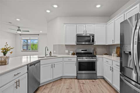 Tiny photo for 7812 City Top BLVD, Austin, TX 78724 (MLS # 8680676)
