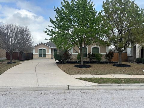 3308 Mendips LN Pflugerville TX 78660