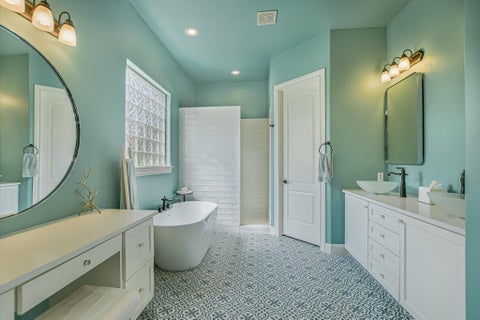 Tiny photo for 11617 Red Oak Valley LN, Austin, TX 78732 (MLS # 8610788)
