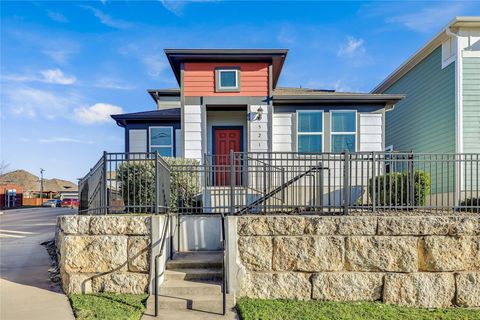 Photo of 5216 Golden Canary LN, Austin, TX 78723 (MLS # 9702904)