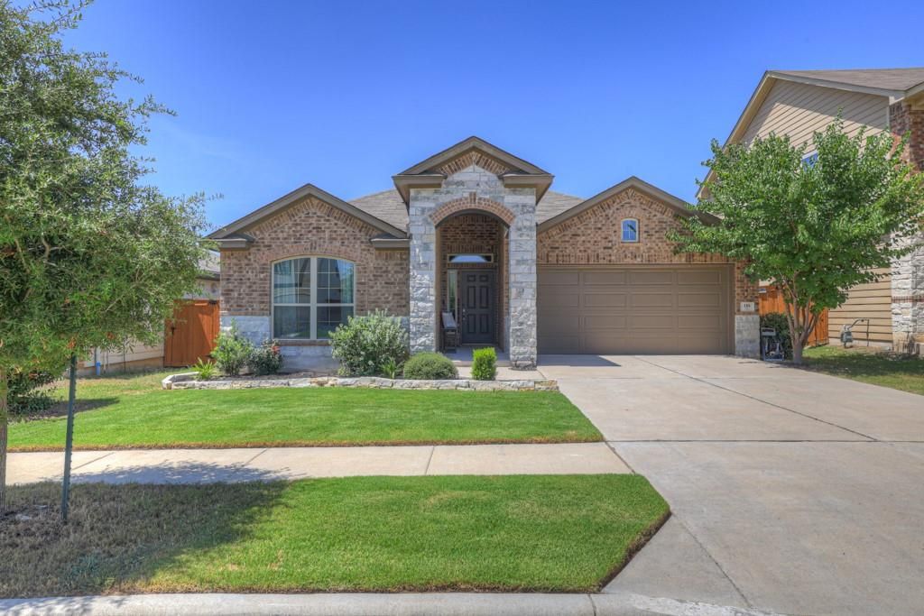 Photo of 116 Gray Wolf DR, San Marcos, TX 78666 (MLS # 1757579)