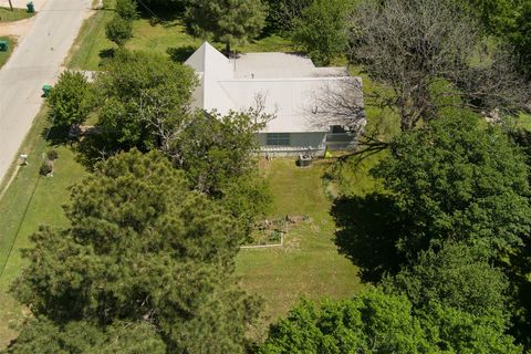 A home in Smithville