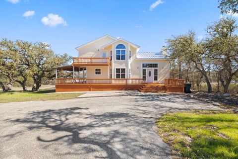 322 Oakwood LOOP San Marcos TX 78666