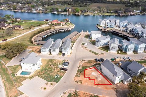 104 village view dr Kingsland TX 78639