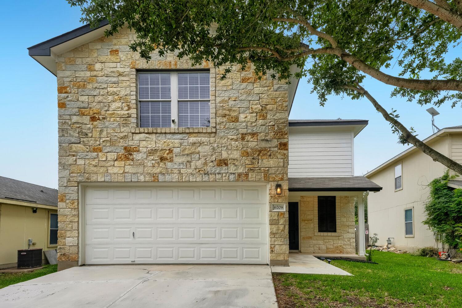 6708 Panda Royle Dr, Del Valle, TX, 78617