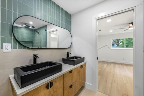 Tiny photo for 3001 Cedarlawn CIR, Austin, TX 78723 (MLS # 6596287)