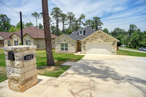 102 Kaena LN Bastrop TX 78602