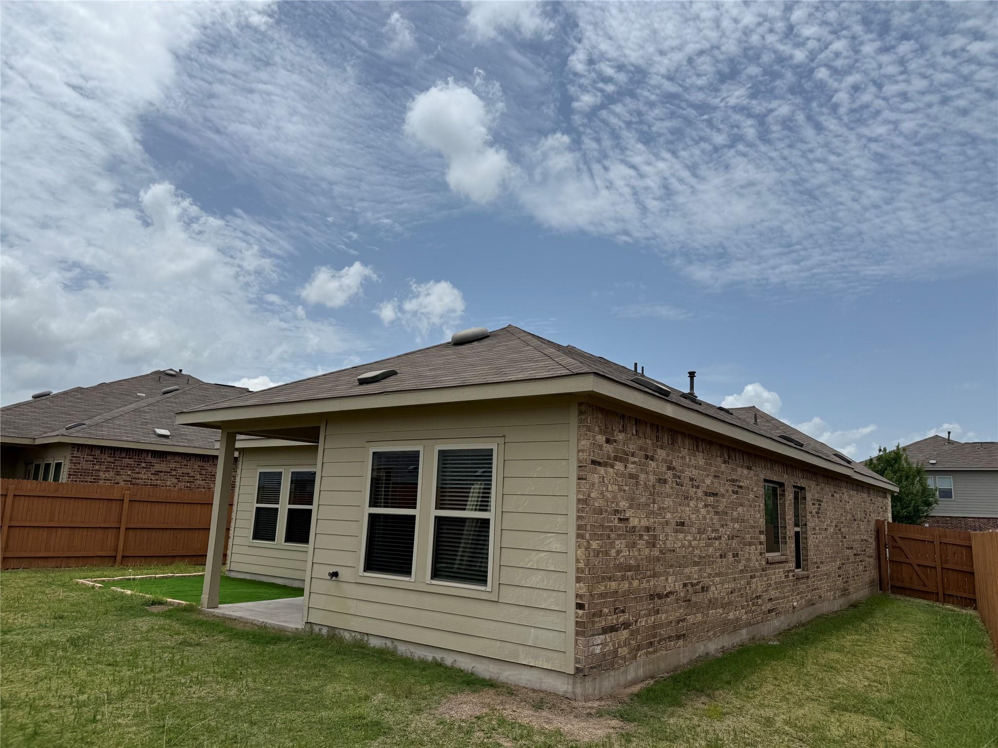 369 Shale CIR