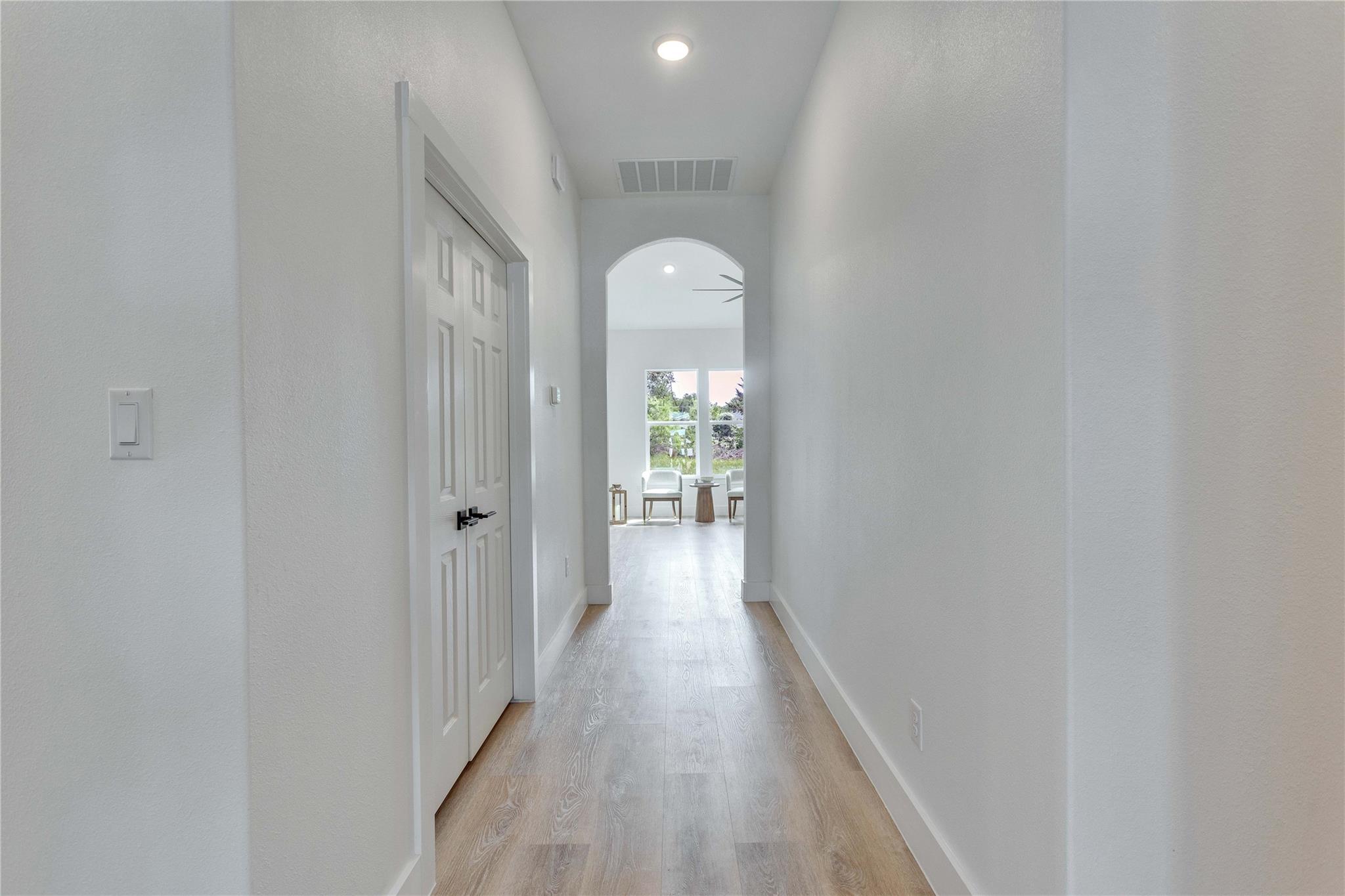 353 Nene LN