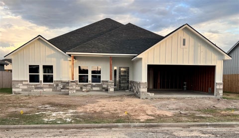 Photo of 320 Cactus ST, Giddings, TX 78942 (MLS # 9086479)