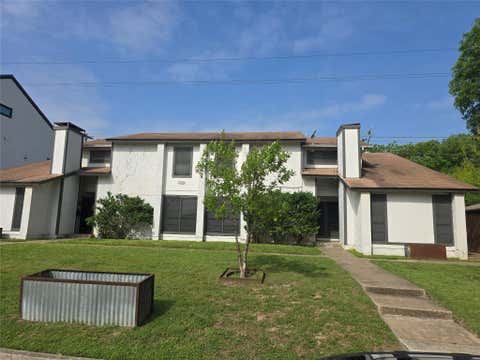 Photo of 7108 Creekside DR #B, Austin, TX 78752 (MLS # 4599629)