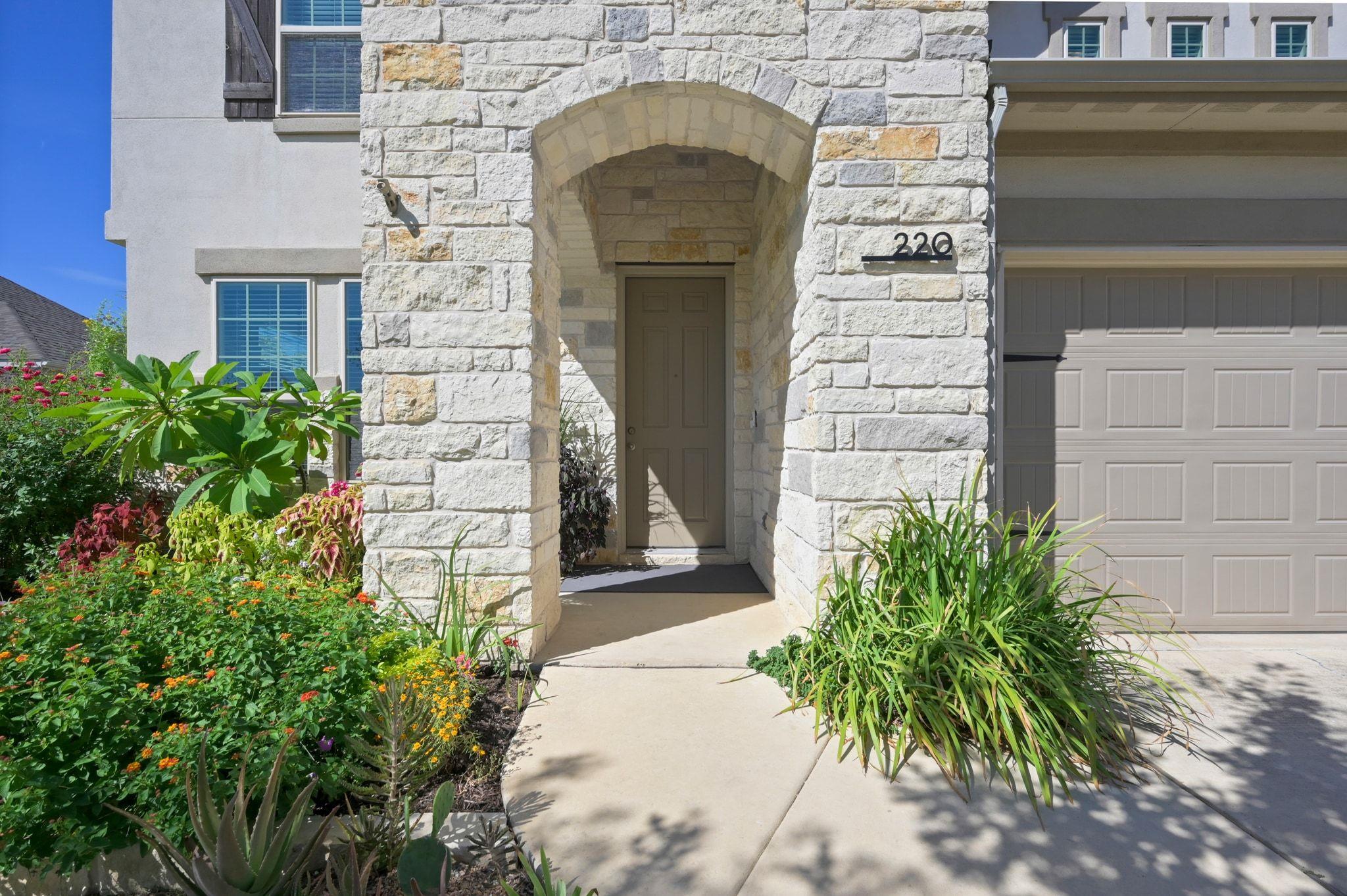 220 Birkshire DR