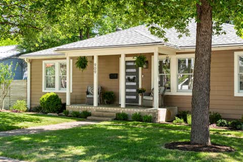 Tiny photo for 909 Ruth Ave, Austin, TX 78757 (MLS # 1336308)