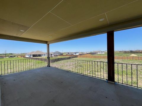 242 Bianca CIR Del Valle TX 78617