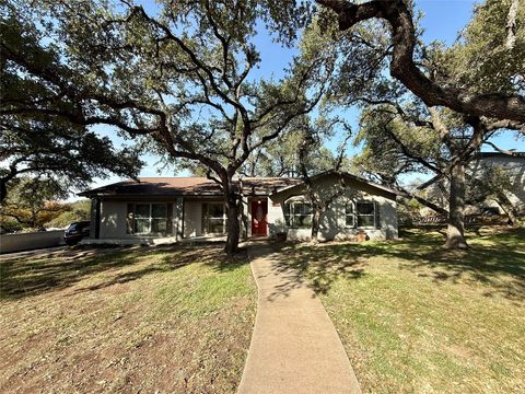 8402 Candelaria DR Austin TX 78737