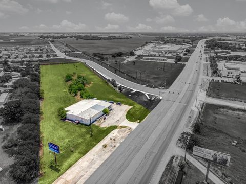 Photo of 2485 N State Highway 46, Seguin, TX 78155 (MLS # 8495341)