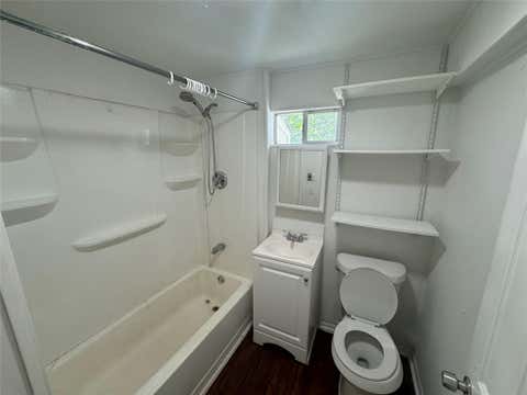 Tiny photo for 1133 Saucedo ST, Austin, TX 78721 (MLS # 3292275)