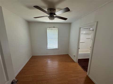Tiny photo for 1133 Saucedo ST, Austin, TX 78721 (MLS # 3292275)