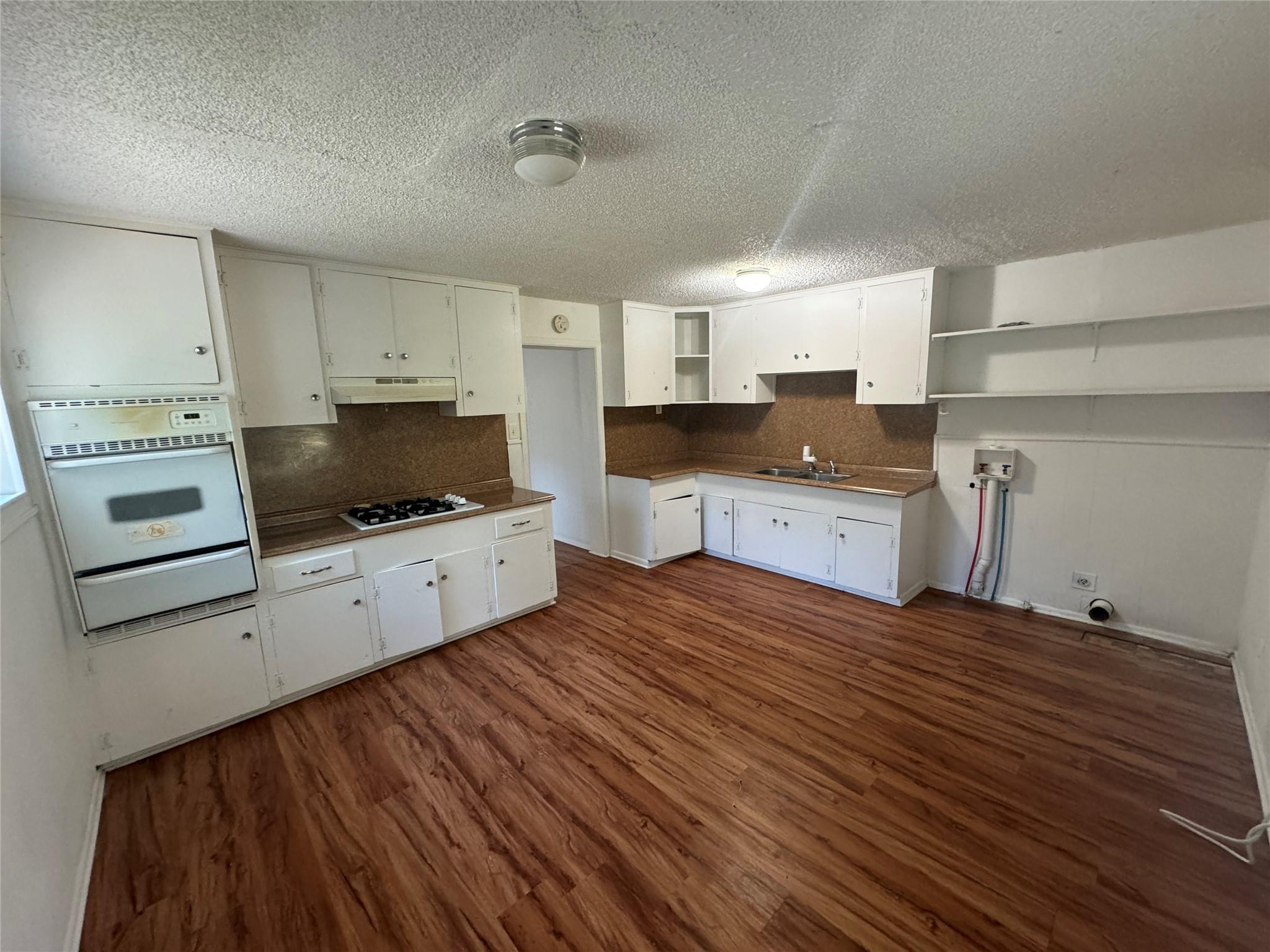 1133 Saucedo ST