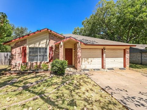 Photo of 8300 Dixon DR, Austin, TX 78745 (MLS # 5429676)