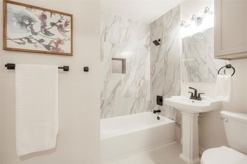 Tiny photo for 5714 Avenue D, Austin, TX 78752 (MLS # 6692179)