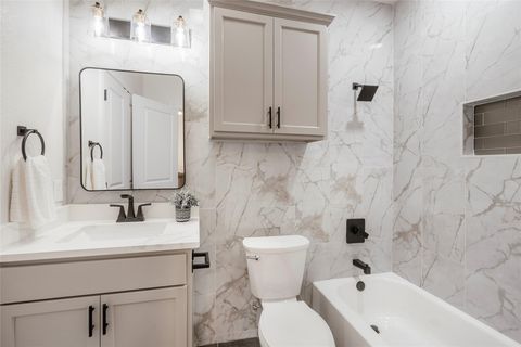 Tiny photo for 5714 Avenue D, Austin, TX 78752 (MLS # 6692179)