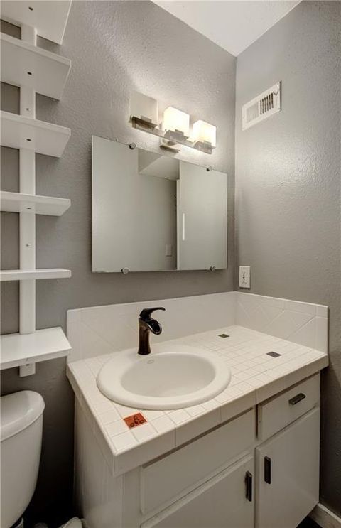 Tiny photo for 2302 East Side DR #20, Austin, TX 78704 (MLS # 9177621)