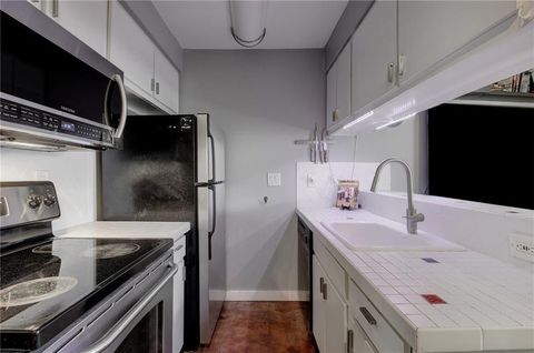 Tiny photo for 2302 East Side DR #20, Austin, TX 78704 (MLS # 9177621)