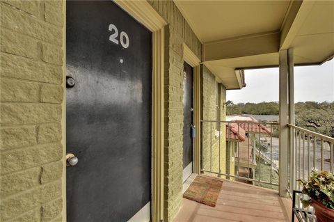 Tiny photo for 2302 East Side DR #20, Austin, TX 78704 (MLS # 9177621)
