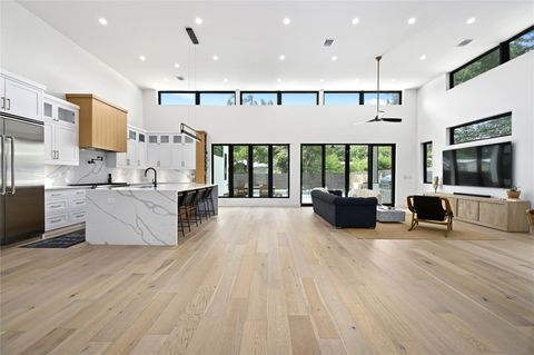 Photo of 3305 Skylark DR, Austin, TX 78757 (MLS # 7810113)