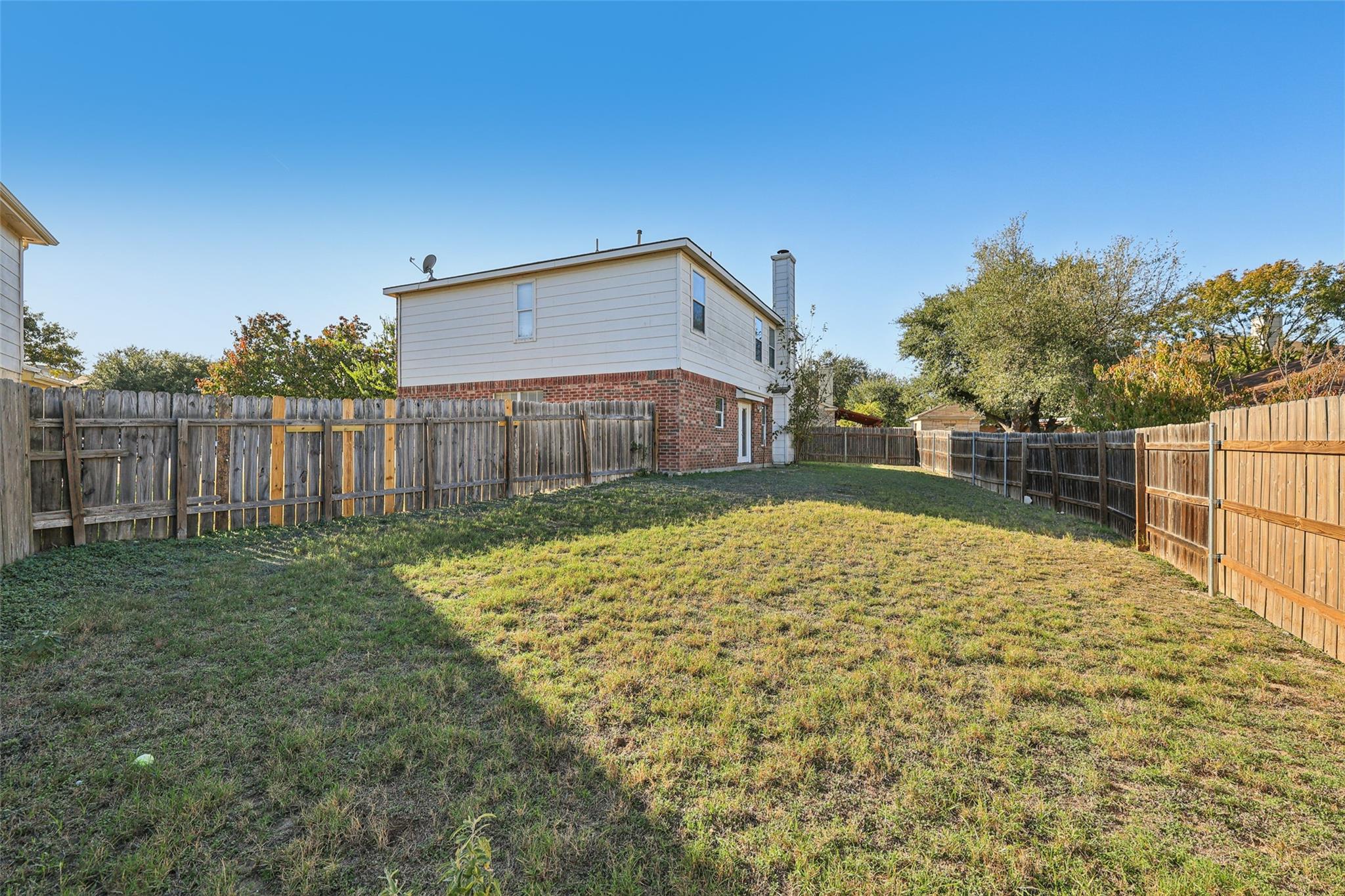 924 Melted Candle CV