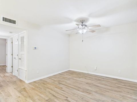 Tiny photo for 400 W 35th ST #104, Austin, TX 78705 (MLS # 2018203)