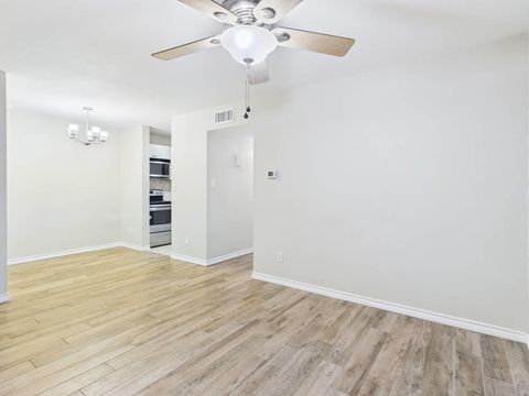 Tiny photo for 400 W 35th ST #104, Austin, TX 78705 (MLS # 2018203)
