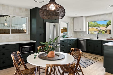 Photo of 6810 Windrift WAY, Austin, TX 78745 (MLS # 3288957)
